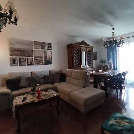 アパート La Casa Di Nonno Raffaele *